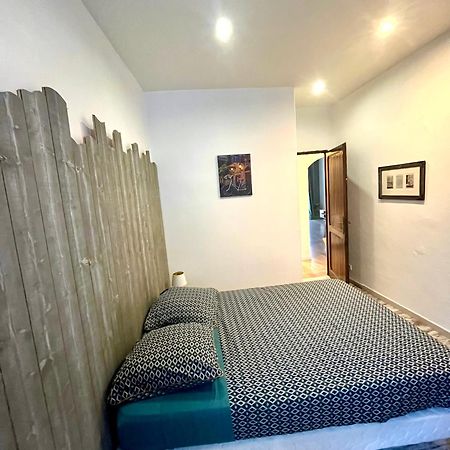 Appartement Au Coeur De Breil Sur Roya Exterior foto